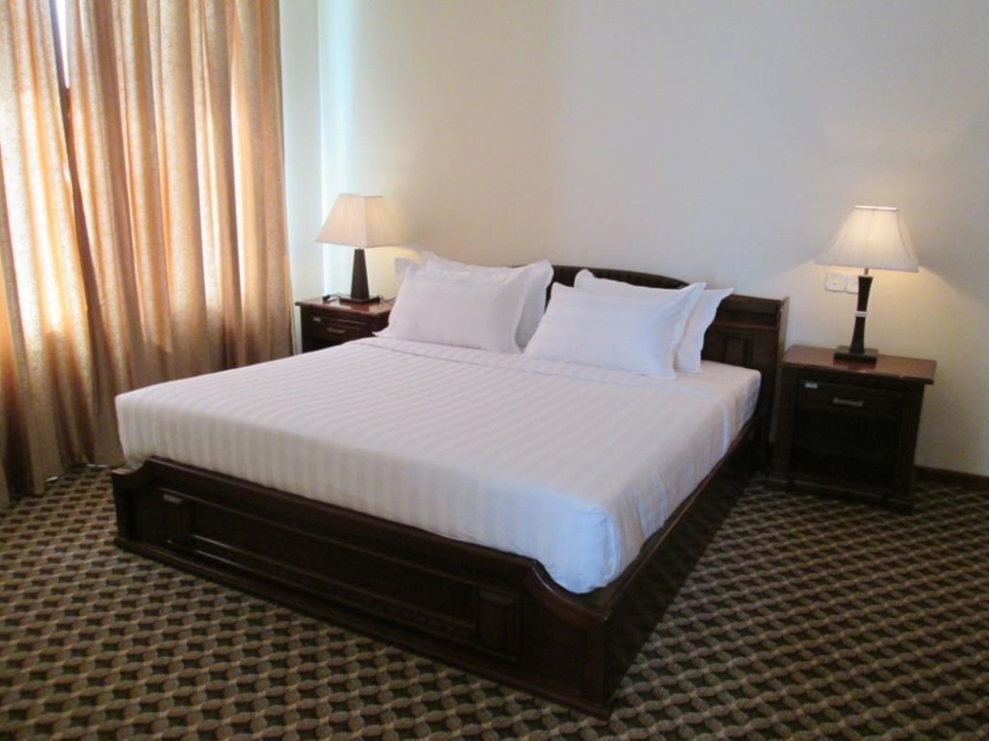 Man Myanmar Hotel Naypyidaw Exterior photo