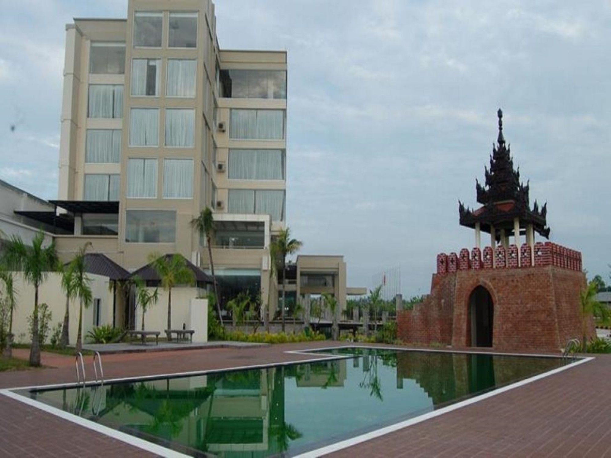 Man Myanmar Hotel Naypyidaw Exterior photo