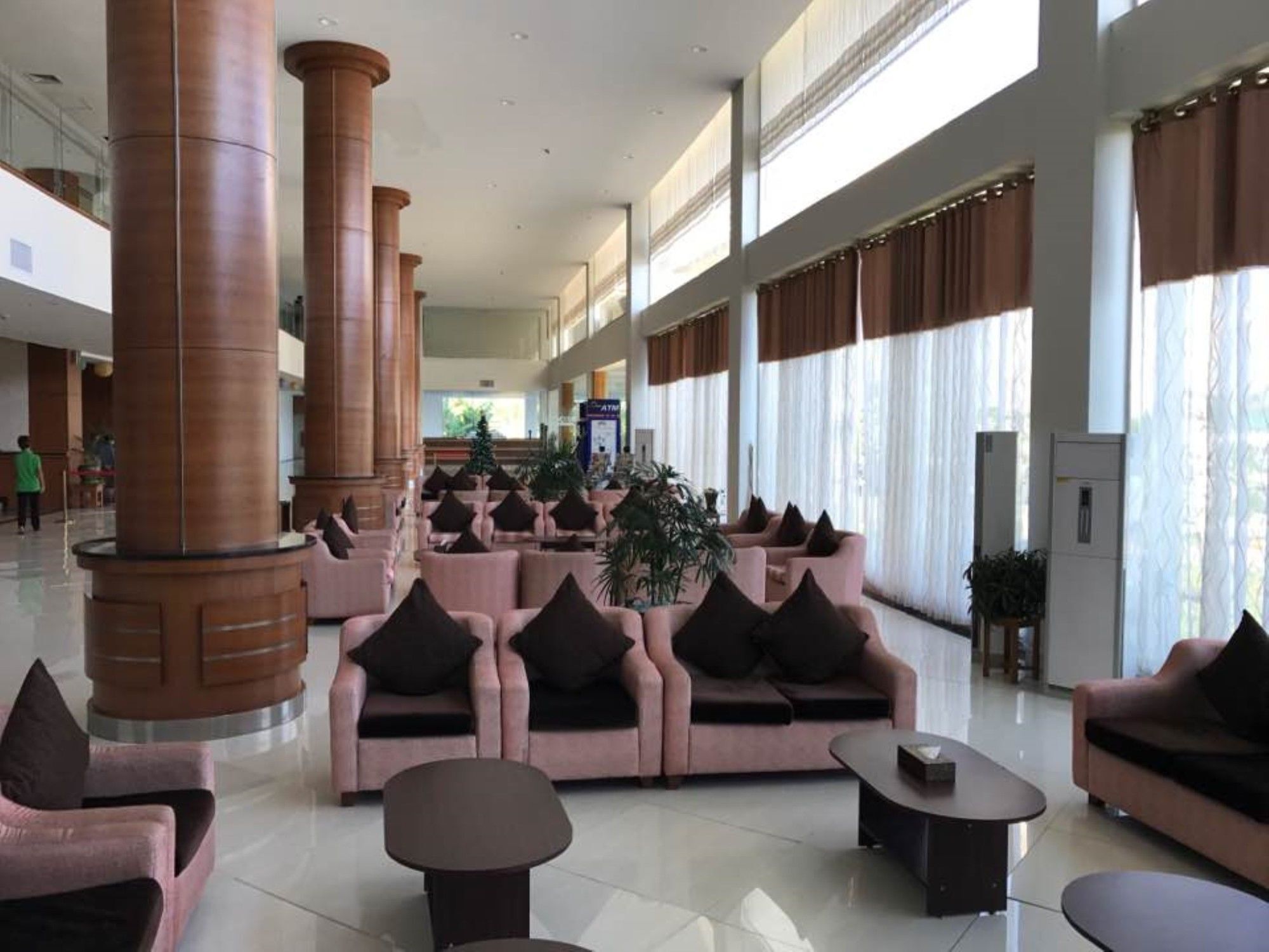 Man Myanmar Hotel Naypyidaw Exterior photo